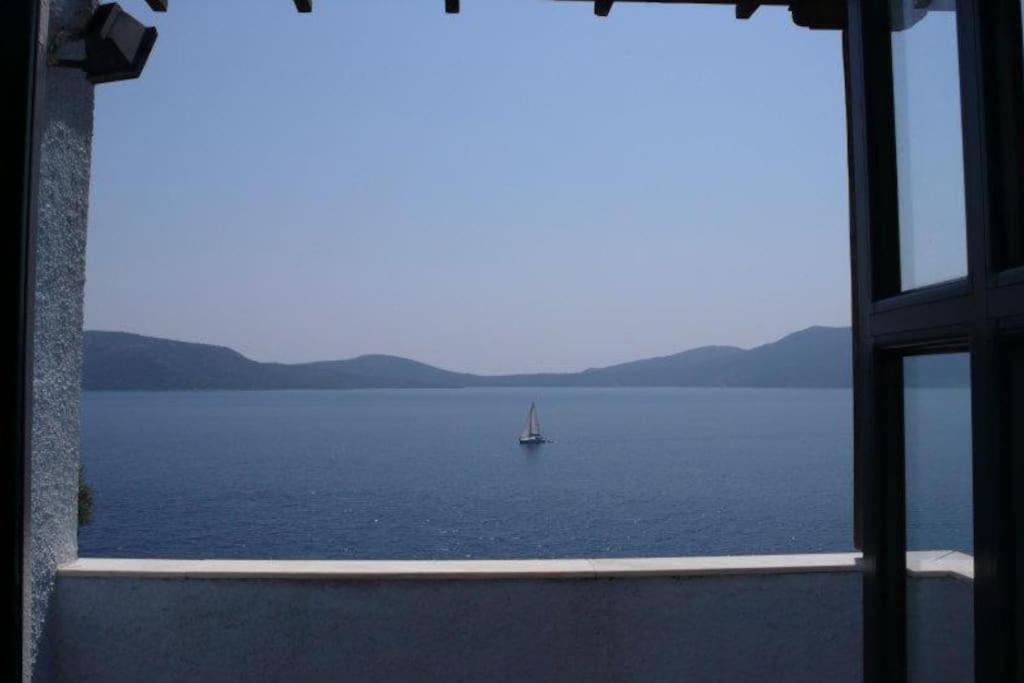 Villa With Breathtaking Views And Private Beach Agios Dimitrios  Екстер'єр фото