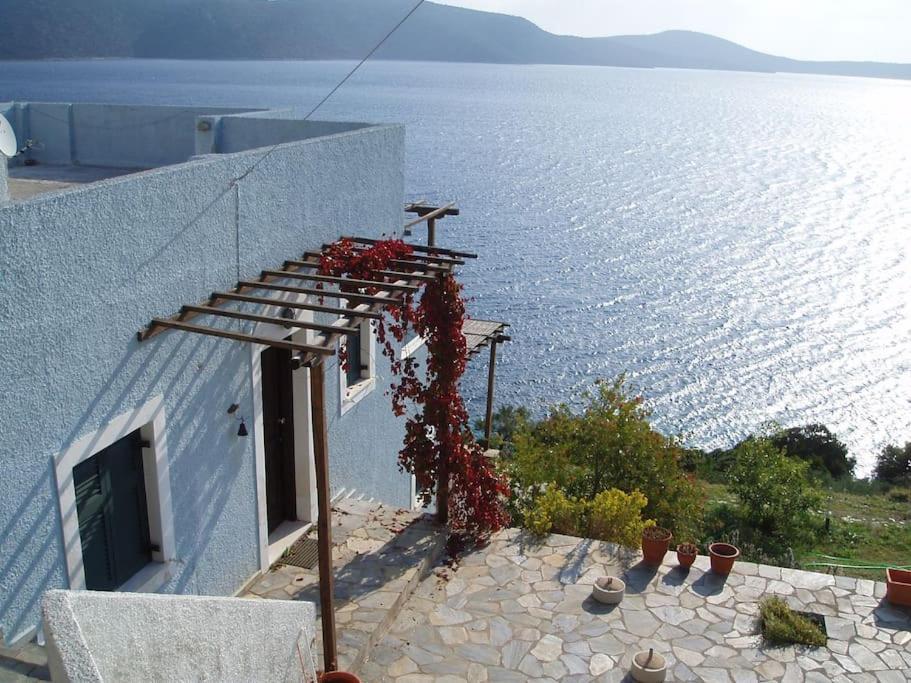 Villa With Breathtaking Views And Private Beach Agios Dimitrios  Екстер'єр фото